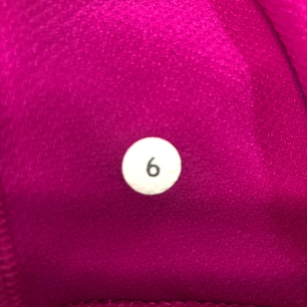 Lululemon pretty in pink Top 6. - Picture 5 of 7